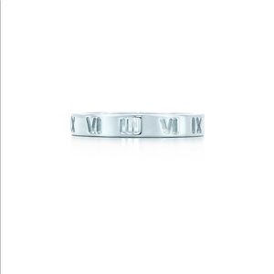 Tiffany & Co. Atlas Ring with Roman Numerals